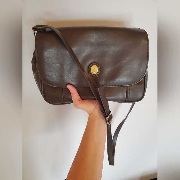 j.g. hook Handbags - J.G. Hook Vintage Brown Crossbody Bag